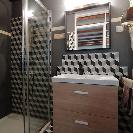 Glamour Apartment Sea View Rovinj Bagian luar foto