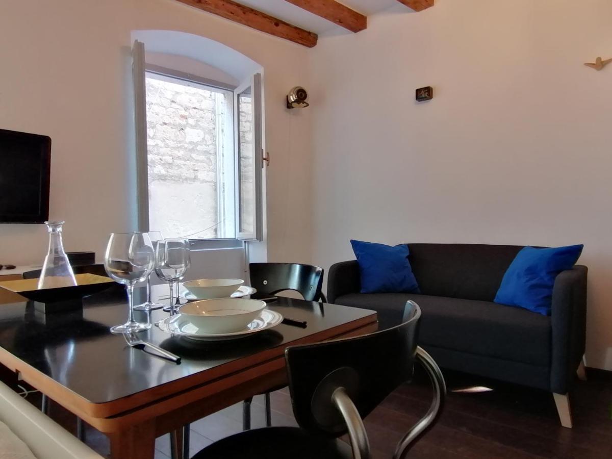 Glamour Apartment Sea View Rovinj Bagian luar foto